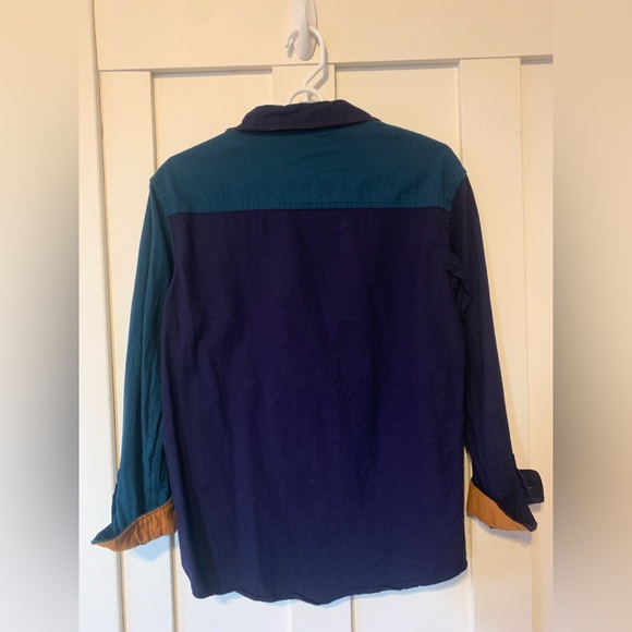 colour-block button down - Picture 2 of 3